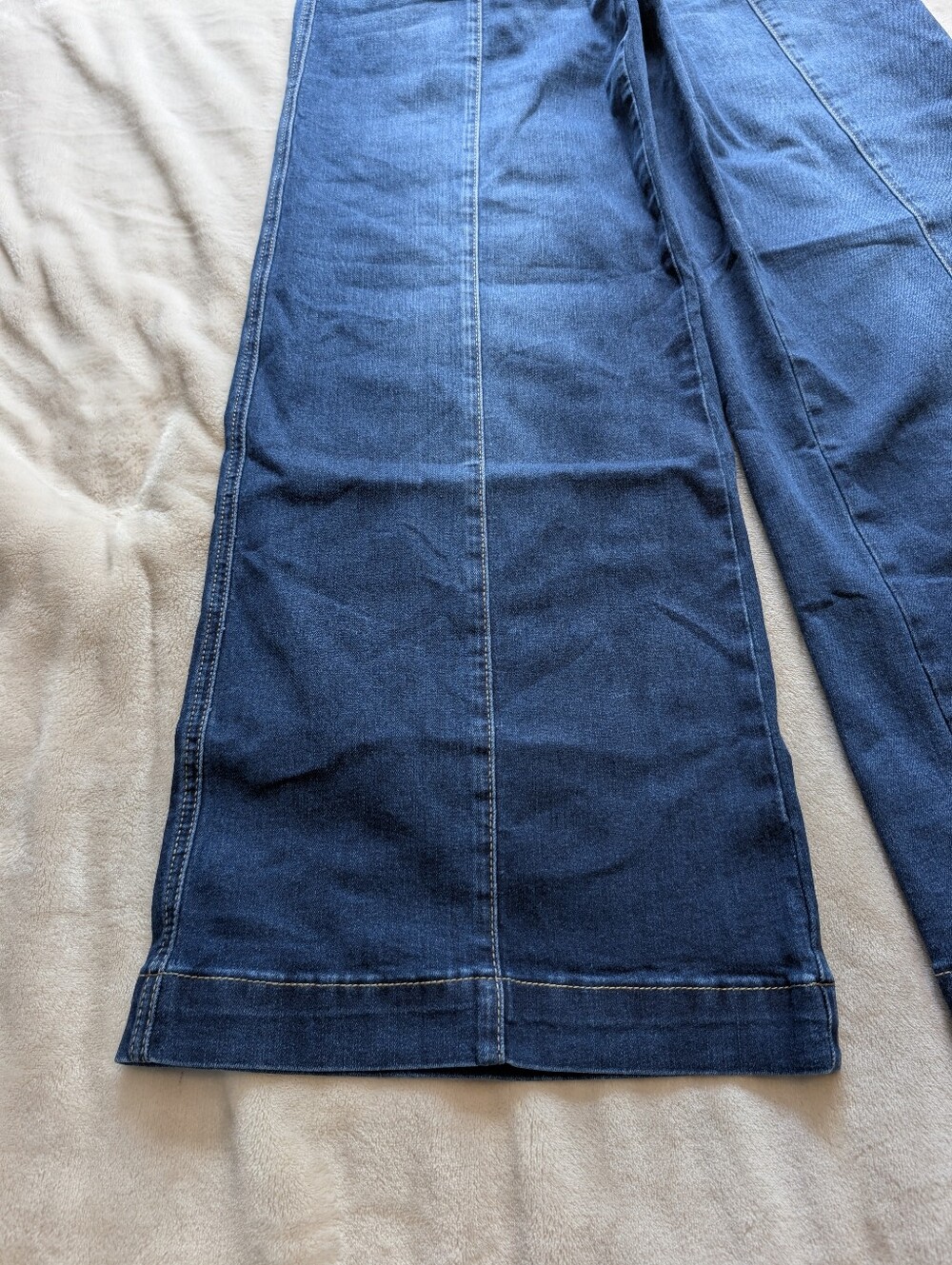 Flamingals Front Seam Detail Wide Leg Janes NWT Small - Picture 6 of 10
